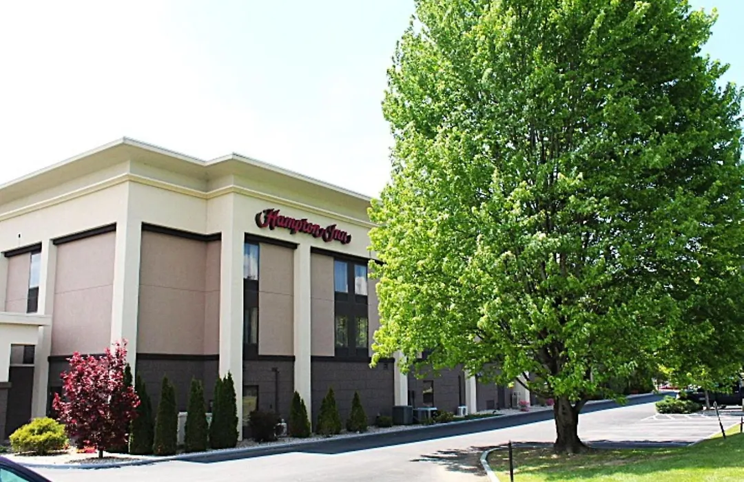 Hampton Inn Summersville-1