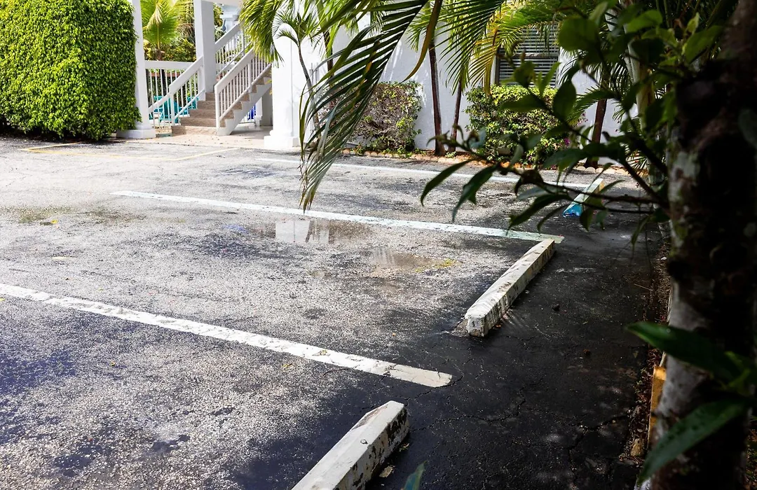 Palm Breeze Hotel-1