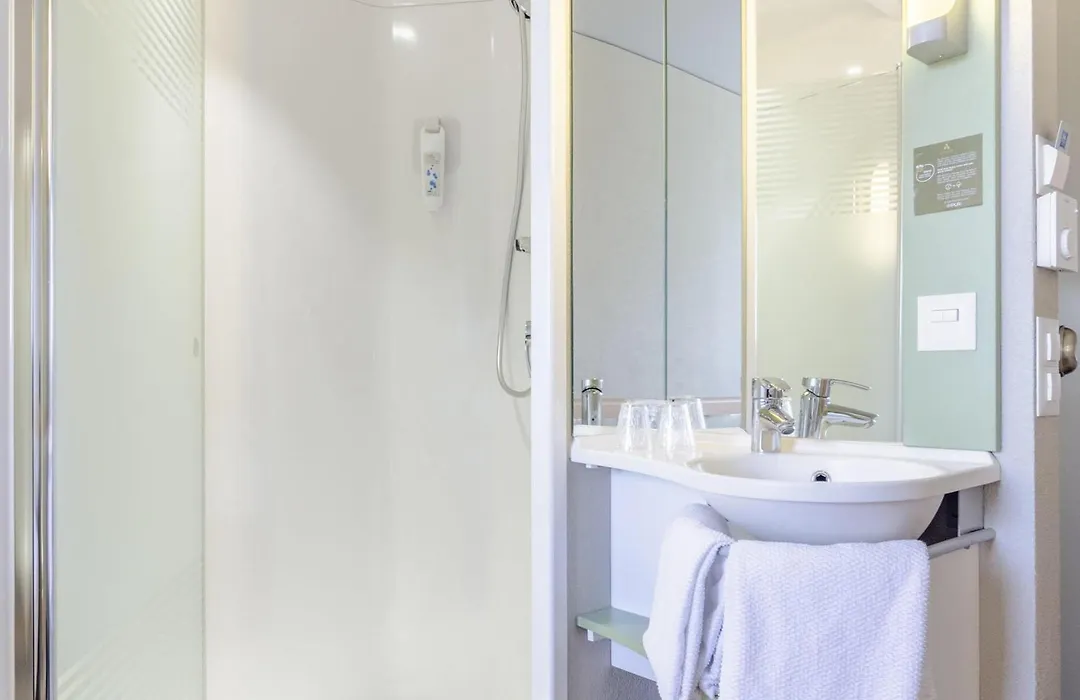 ibis budget Basel City-1