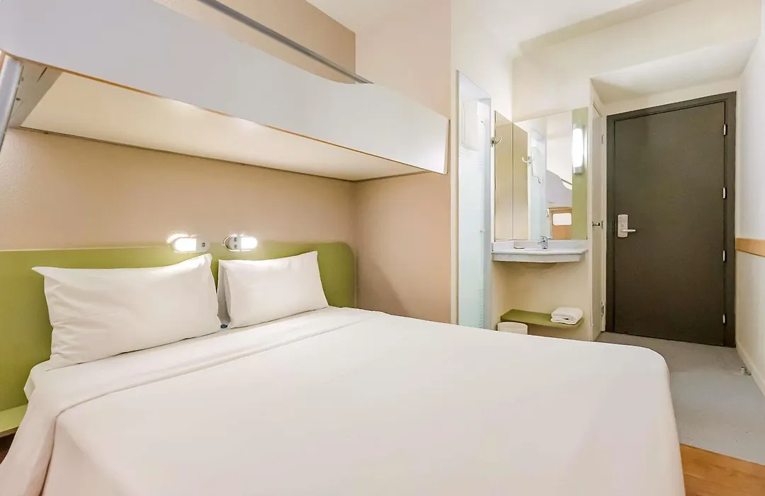 Ibis Budget Vitoria-1