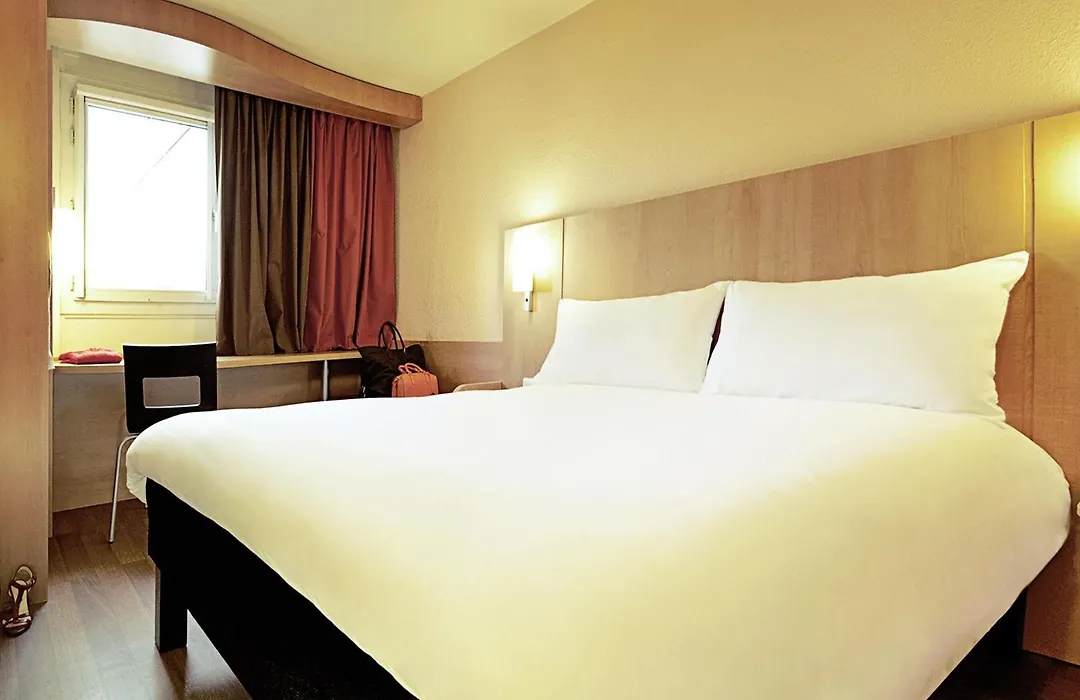 Ibis Delemont-1