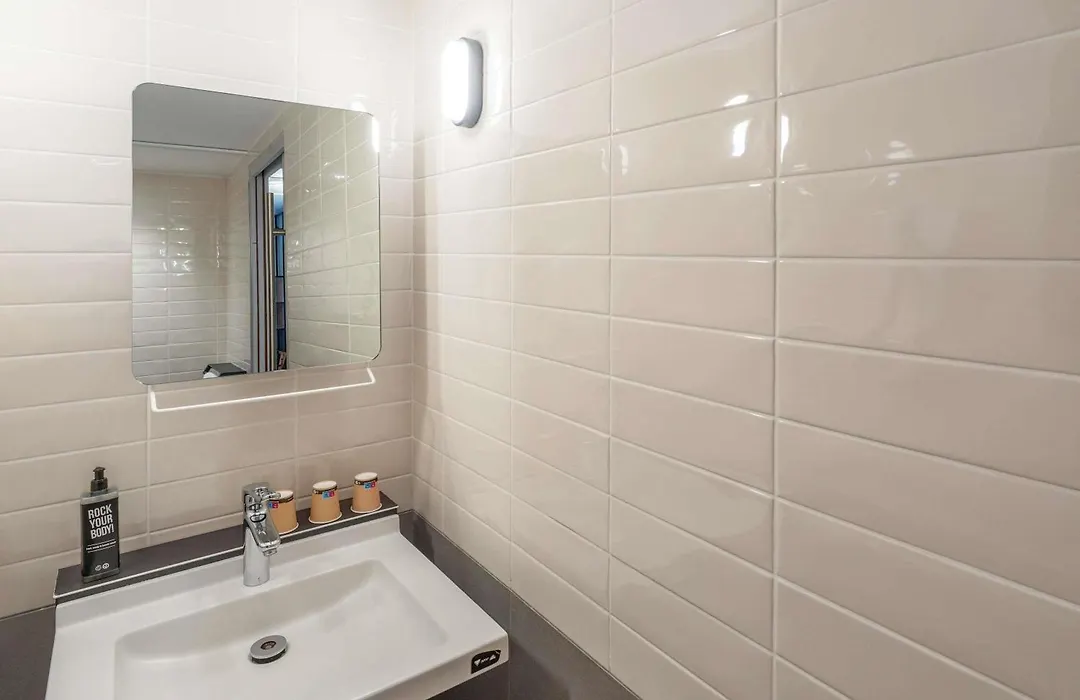 Ibis Paris 17 Clichy-Batignolles-1