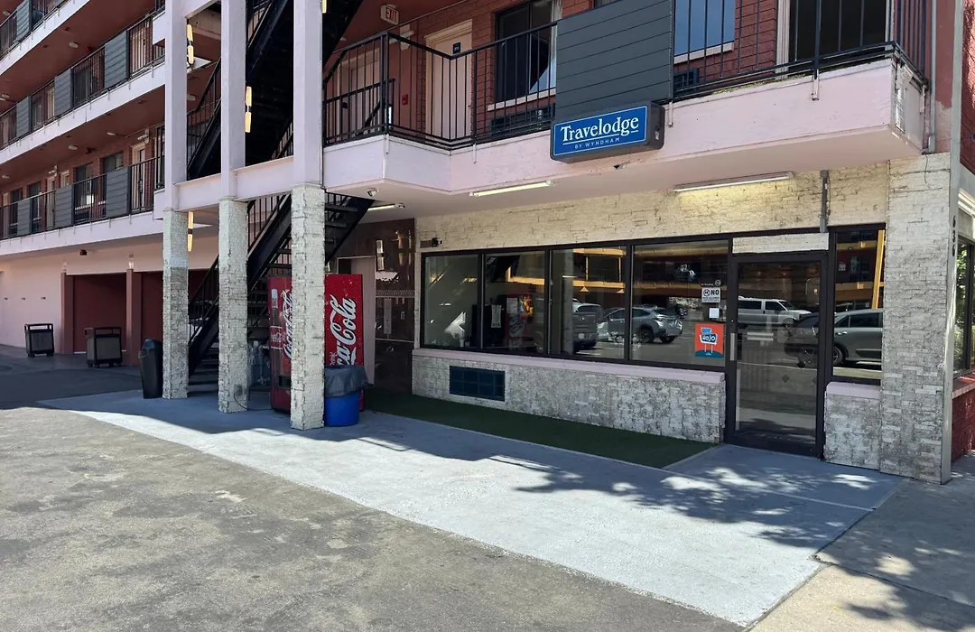 Travelodge By Wyndham Reno-1
