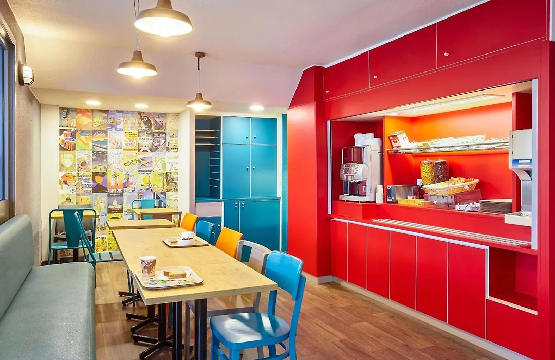 hotelF1 Villeneuve Loubet-1