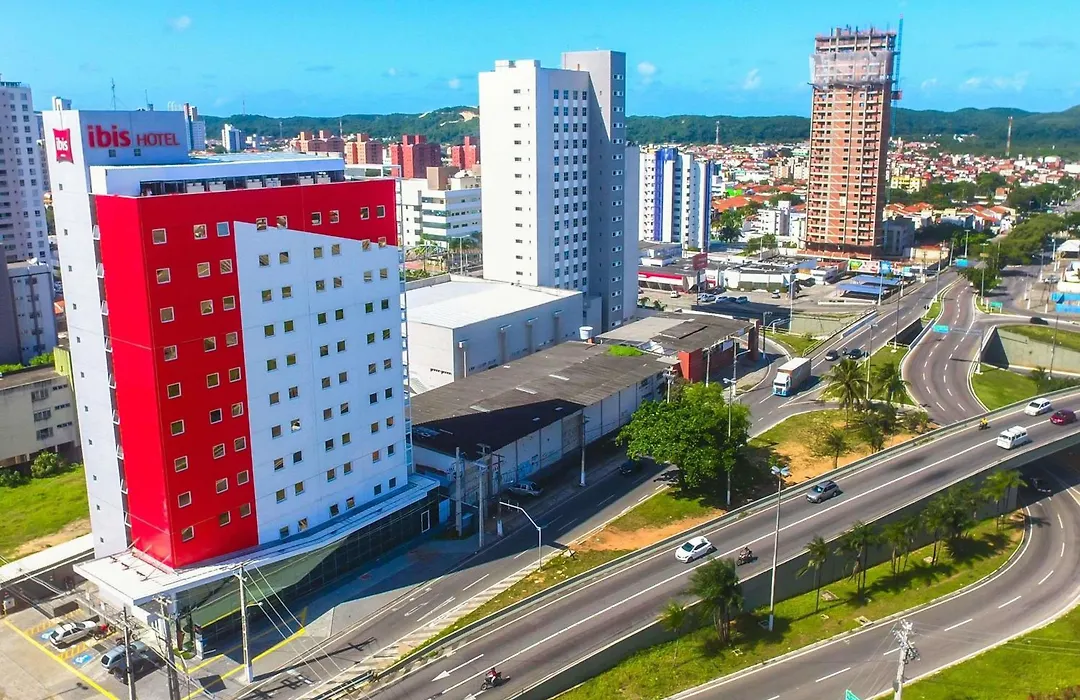 Ibis Natal-1