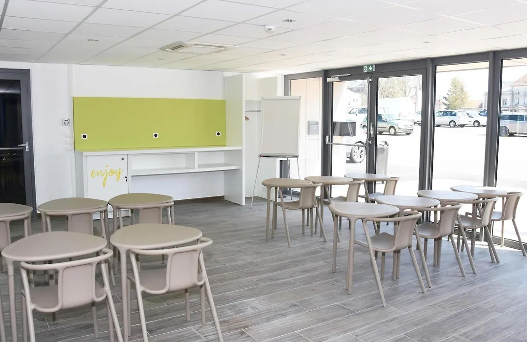 Ibis Budget Langres-1