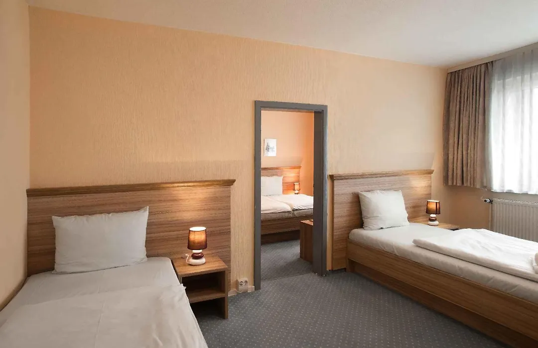 Hotel Weimarer Berg-1