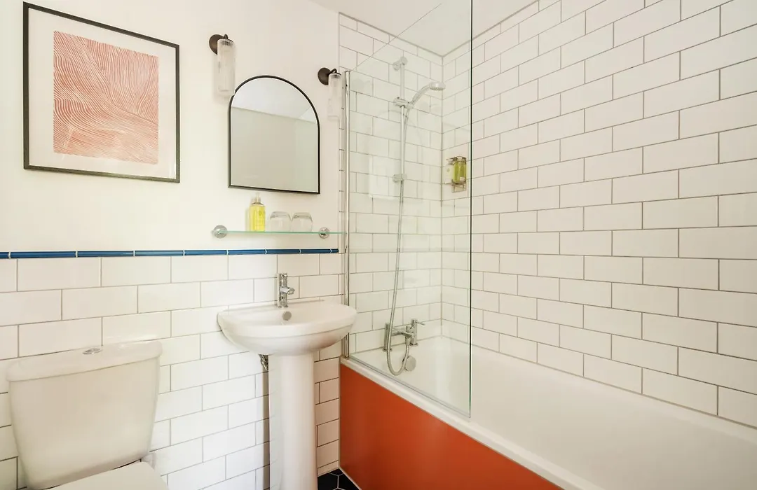 The Rodney Hotel-1