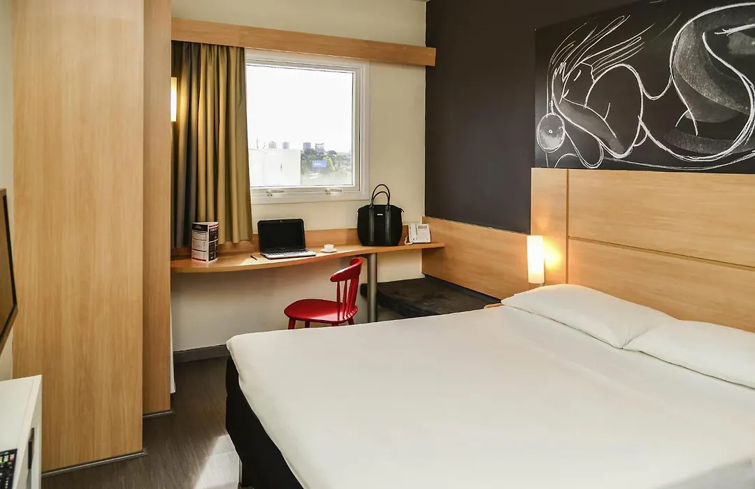 Ibis Uberaba-1