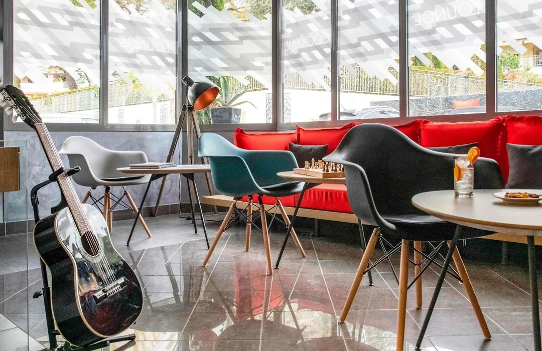 IBIS Cannes Mouans Sartoux parking gratuit-1
