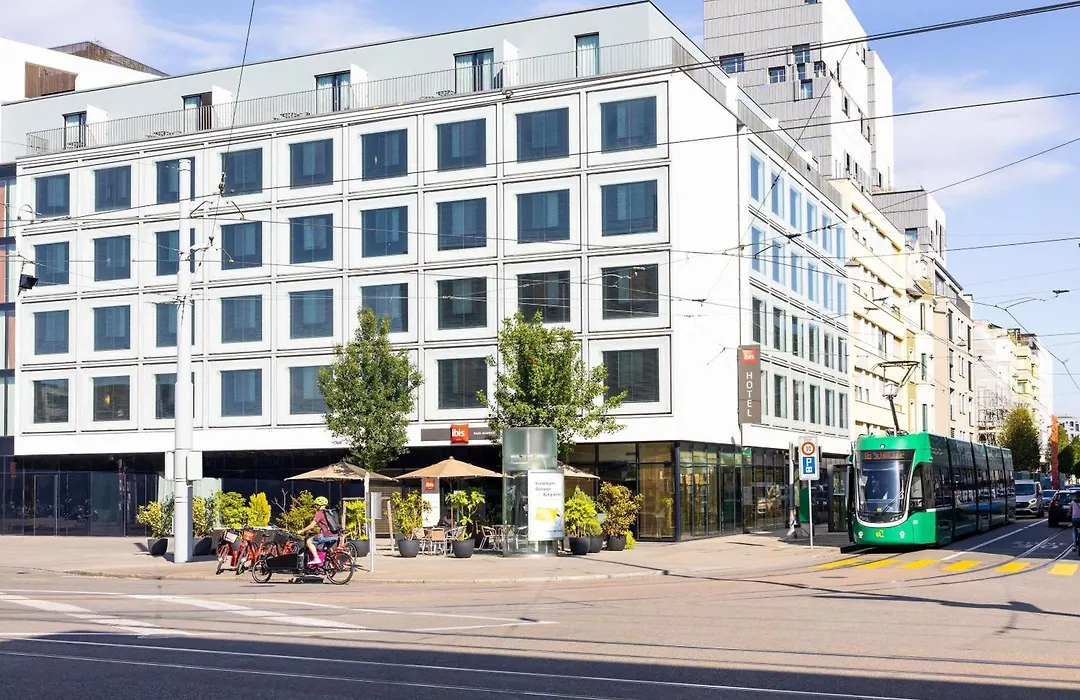 Ibis Basel Bahnhof-1