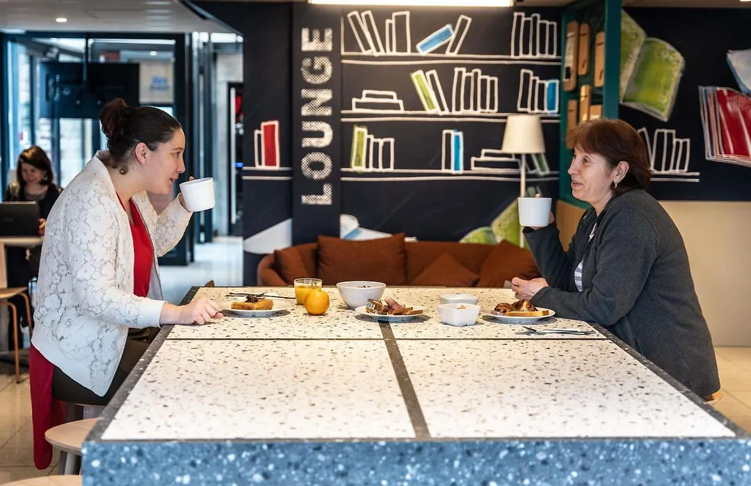 Hotel Ibis Budget Rennes Cesson-1