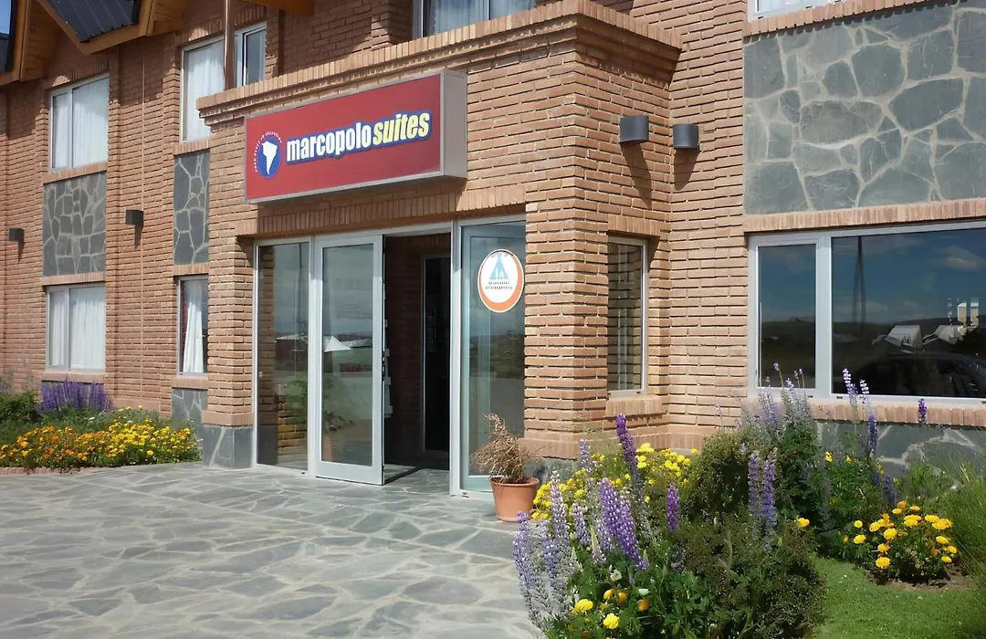 Marcopolo Suites Calafate-1