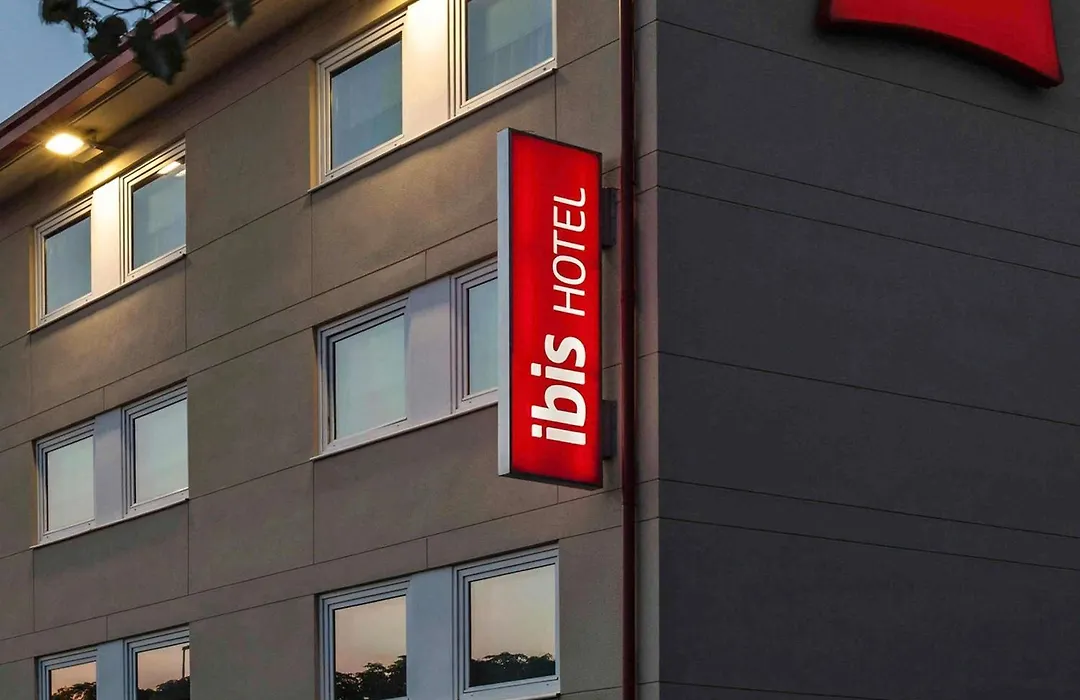 Ibis Cornella-1