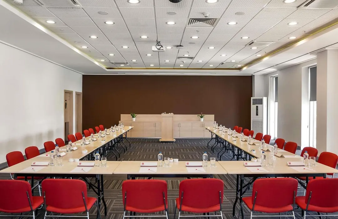 Ibis Adana-1