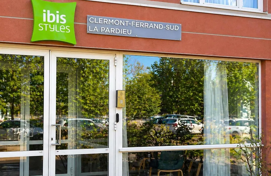 ibis Styles Clermont Ferrand Sud La Pardieu-1