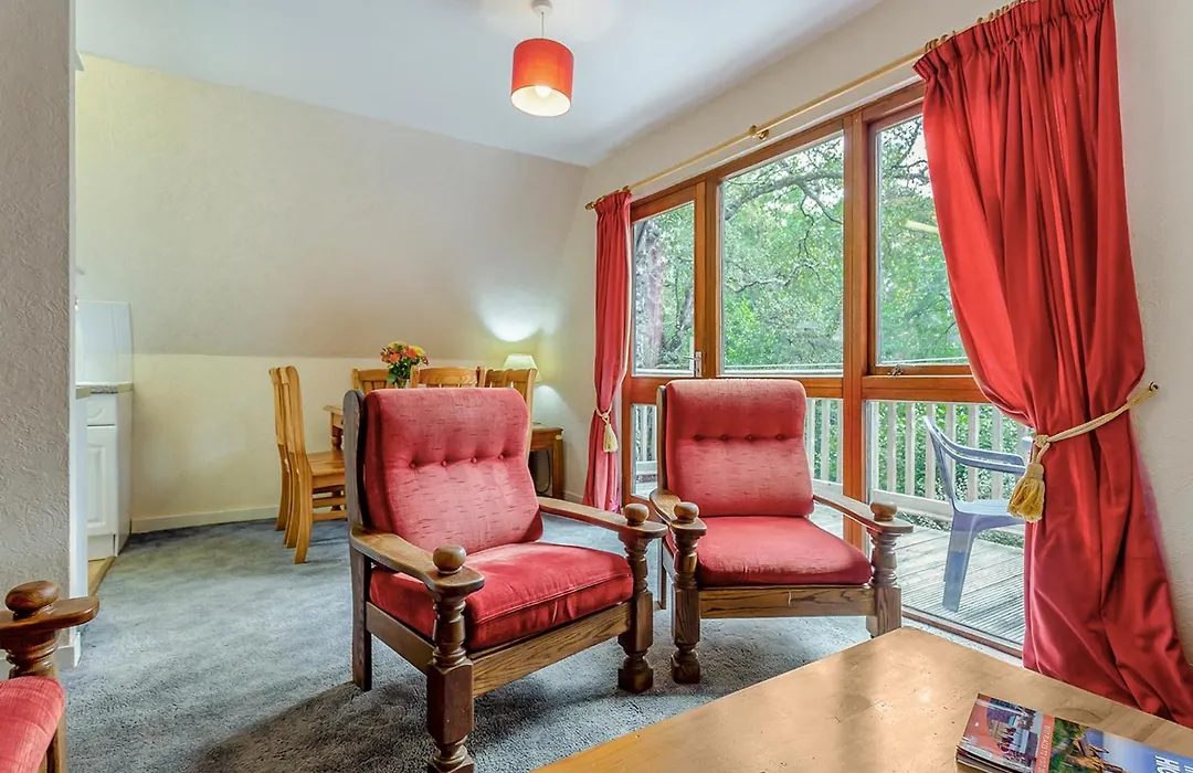 Delny Highland Lodges-1