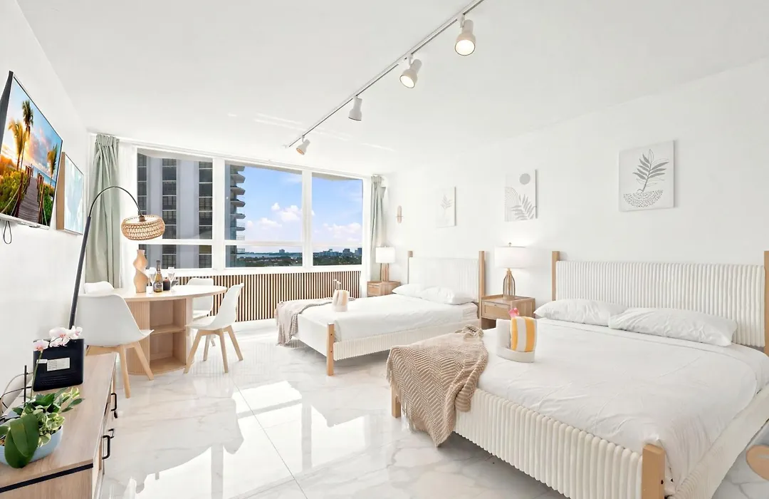 Girasole Rentals Suites-1