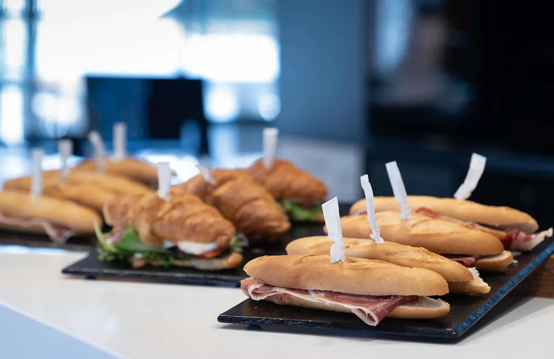 Ibis Styles Santander-1