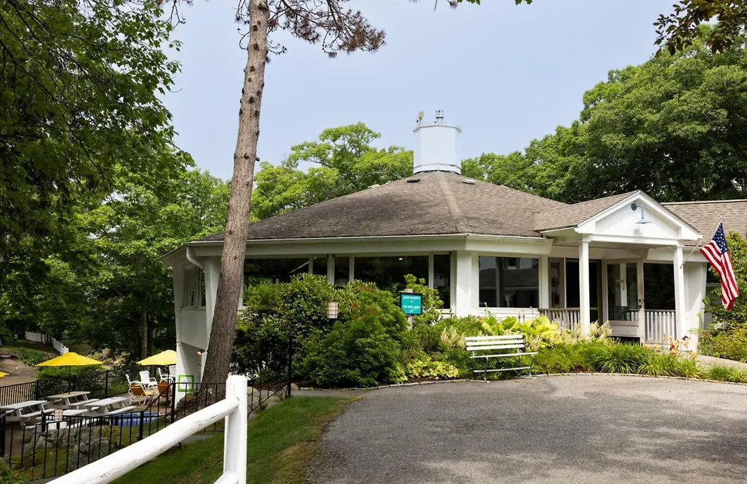 The Lodge On The Cove-1