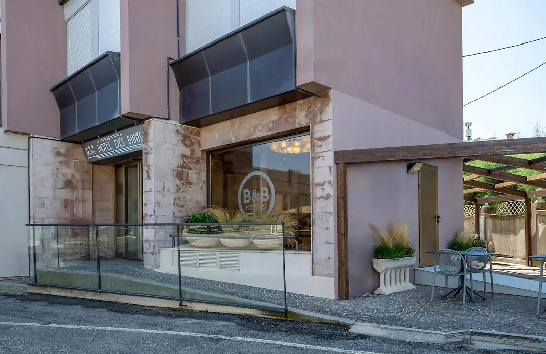 B&B Hotel Pesaro Des Bains-1