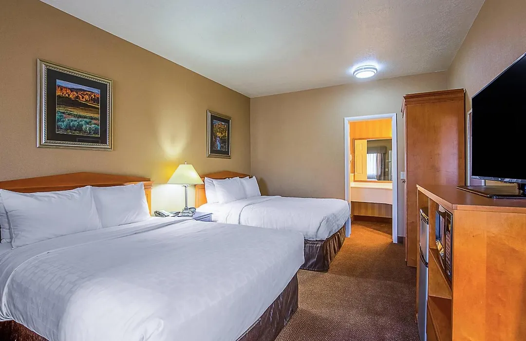 Clarion Suites St George - Convention Center Area-1