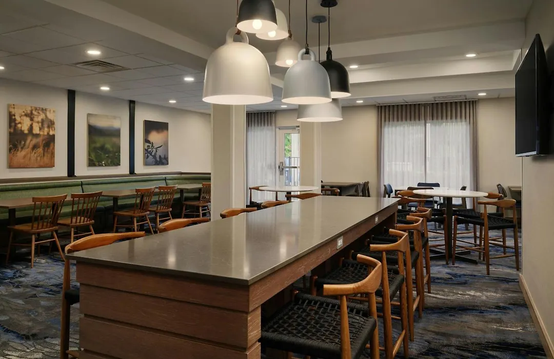 Fairfield Inn And Suites By Marriott Lakeland Plant City-1