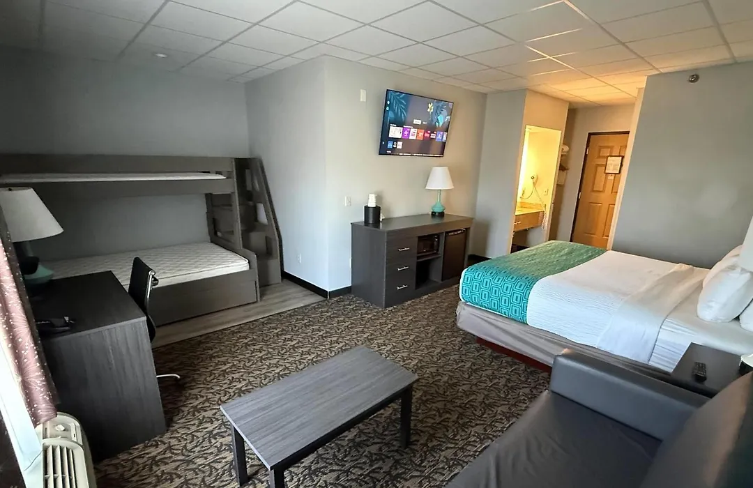 Elevation Inn & Suites, Trademark Collection By Wyndham Downtown Rapid City- Walking Distance To The Monument-1