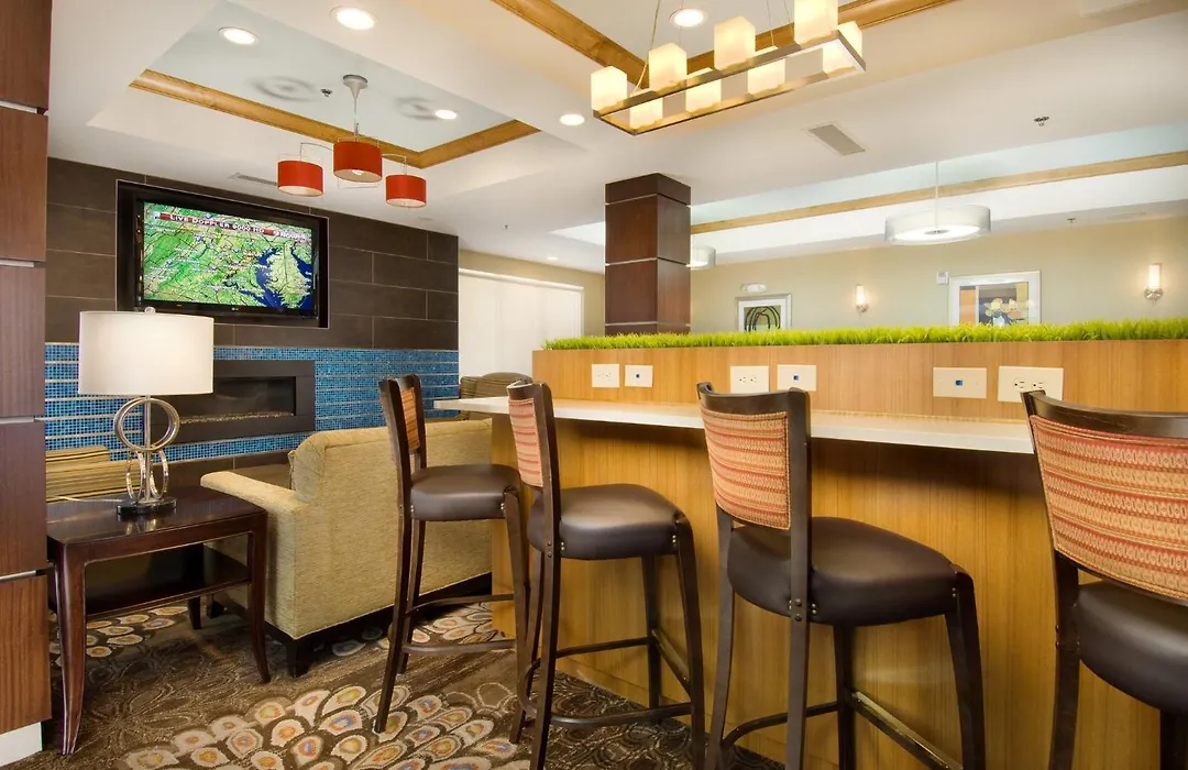 Holiday Inn Express & Suites Alexandria - Fort Belvoir By Ihg-1