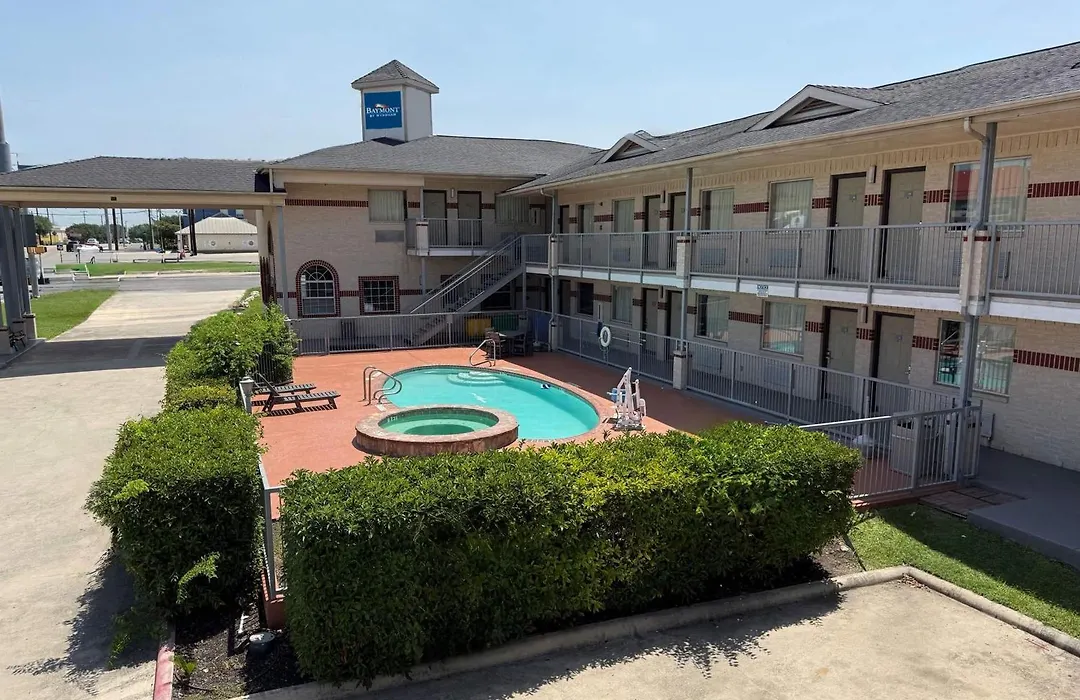 Baymont By Wyndham New Braunfels Tx-1