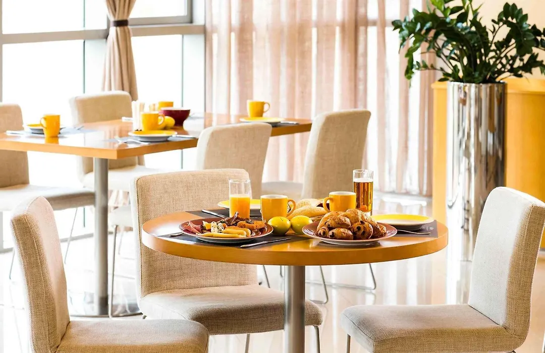 Ibis Abu Dhabi Gate-1