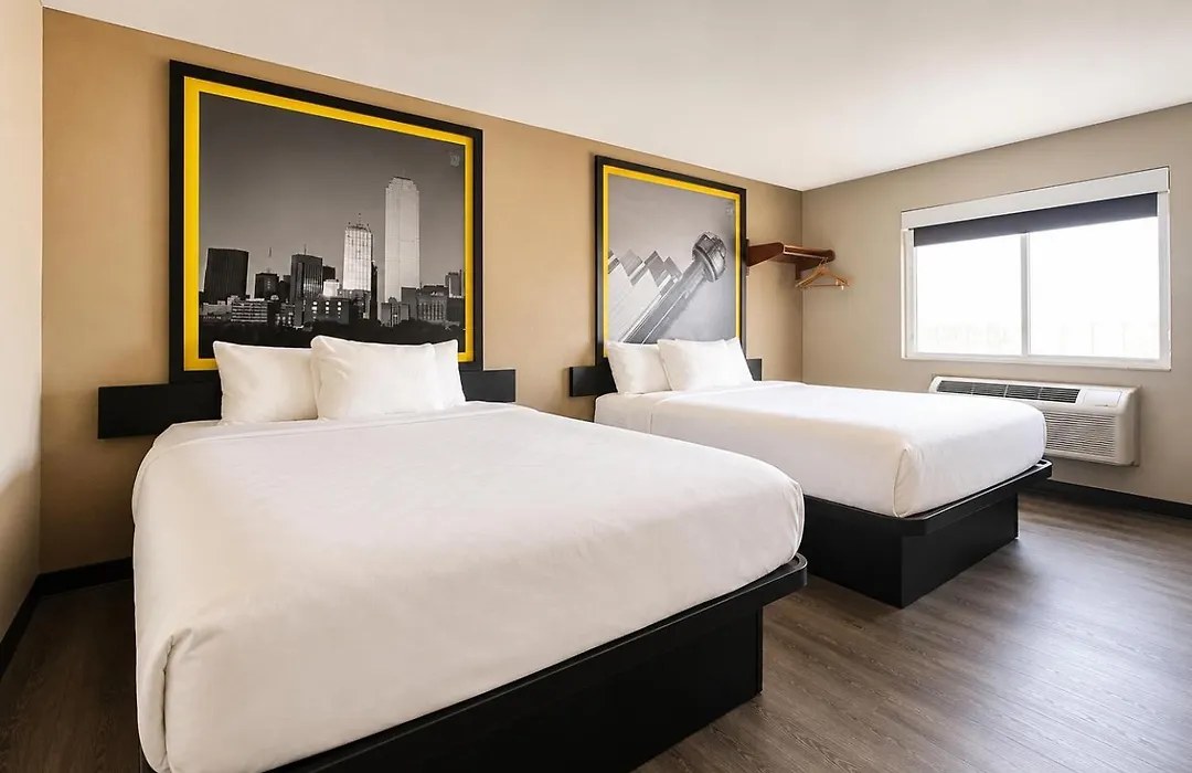 Super 8 By Wyndham Irving Dfw Airport/South-1