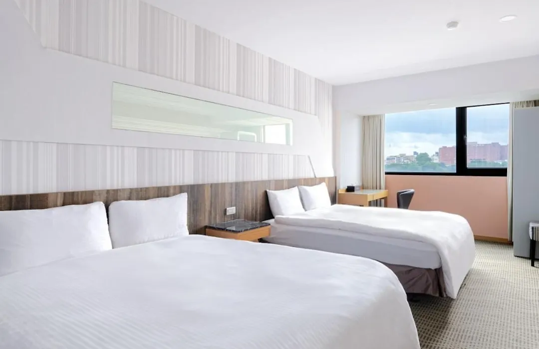 Sunny Hotel-1