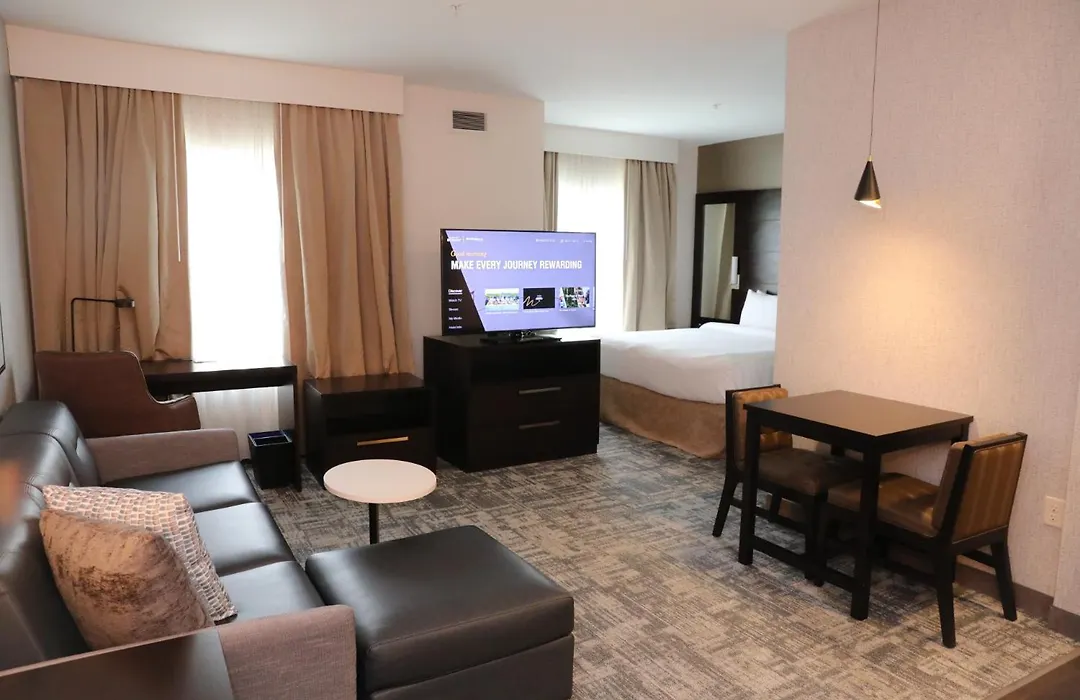 Residence Inn By Marriott Long Island Islip/Courthouse Complex-1