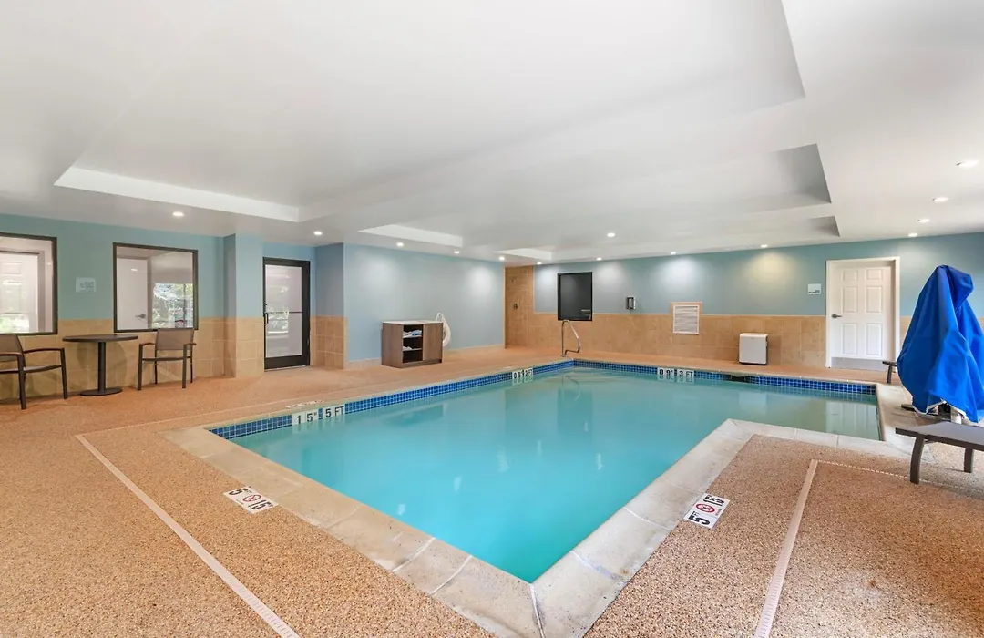 Holiday Inn Express Biddeford By Ihg-1