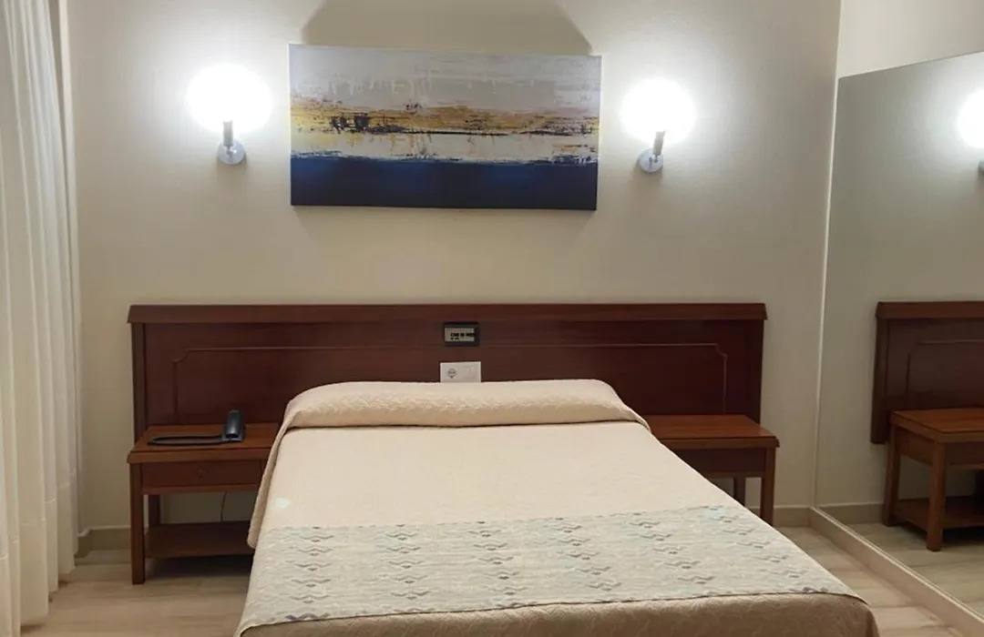 Hotel Almendra-1