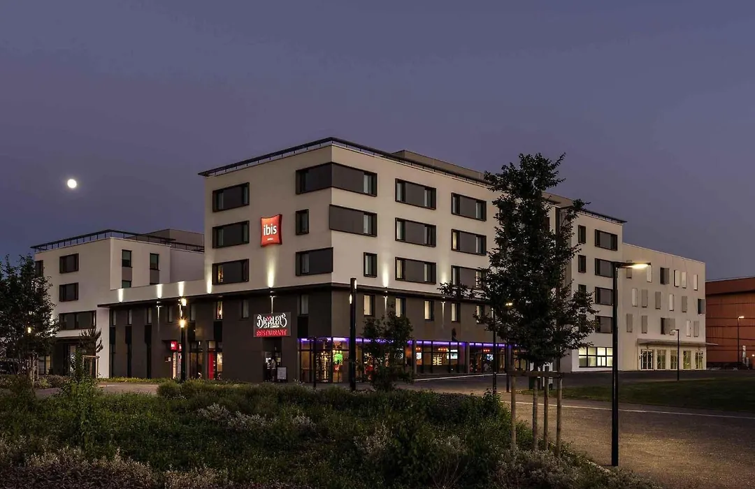 ibis Saint Quentin en Yvelines - Vélodrome-1