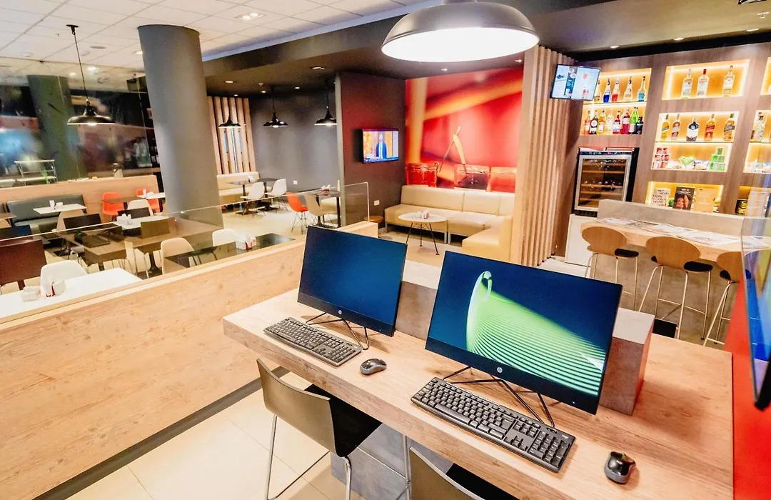 Ibis Asuncion-1