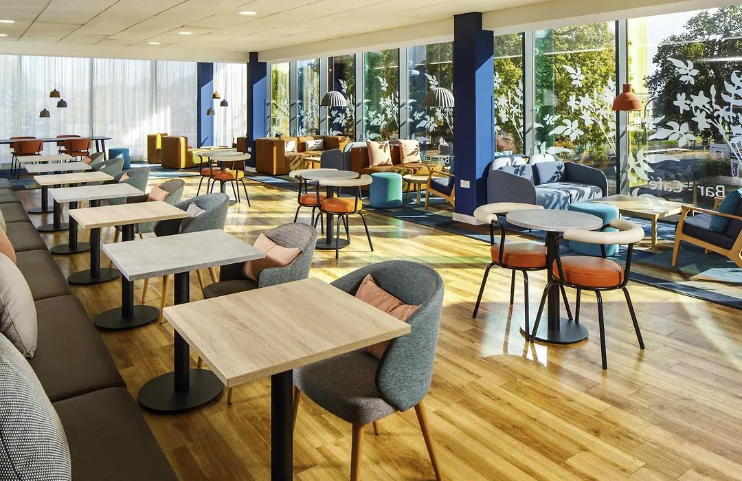 Ibis Budget London Heathrow Central-1