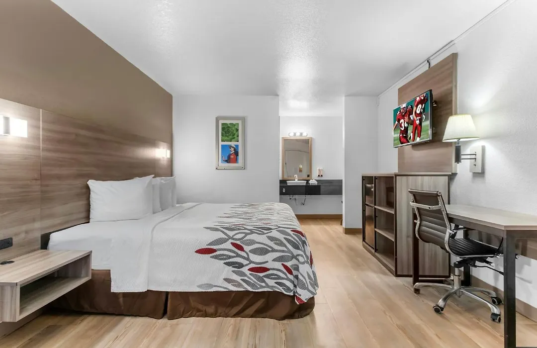 Red Roof Inn Houston - Jersey Village-1