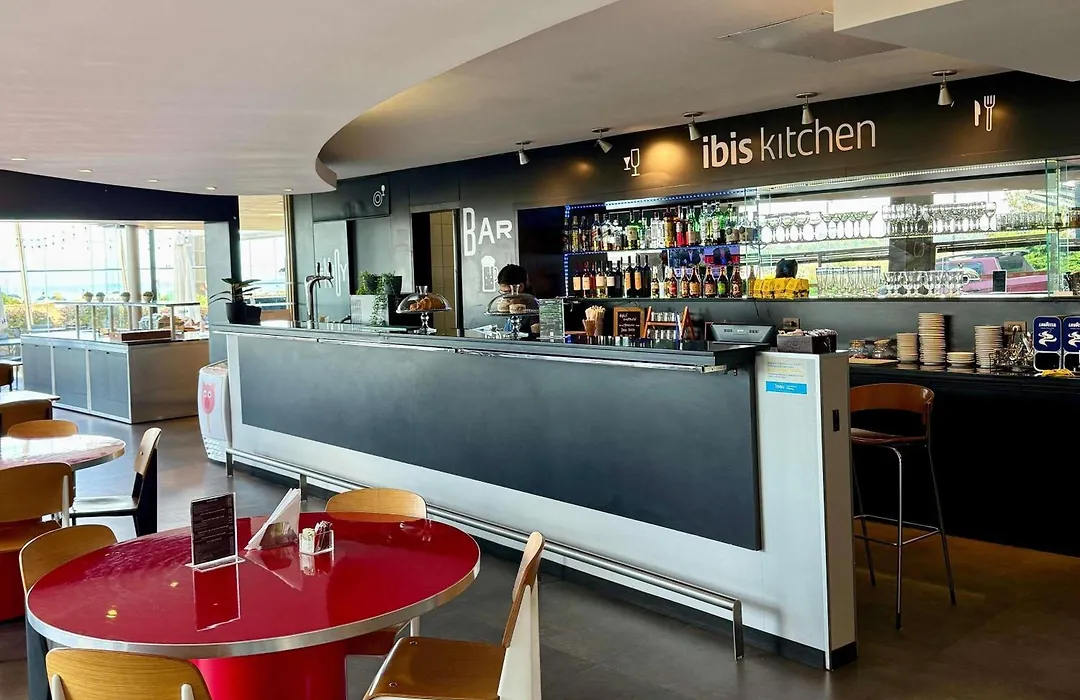 Ibis Montevideo Rambla-1
