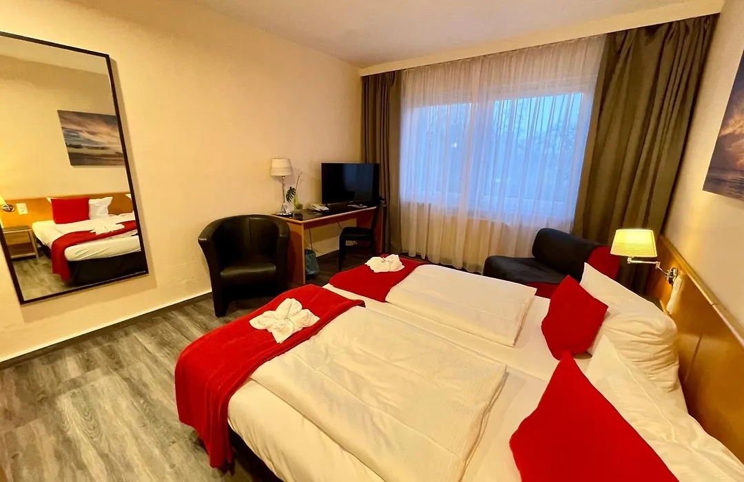 Hotel am Tierpark-1