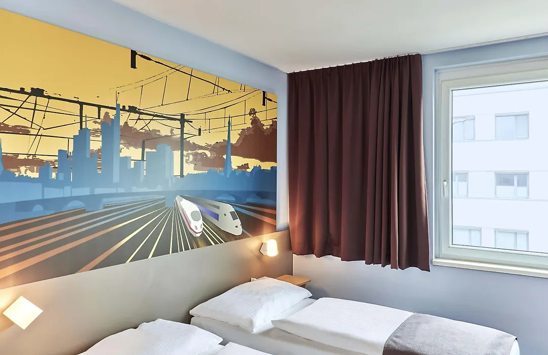 B&B Hotel Saarbrücken-Hbf-1