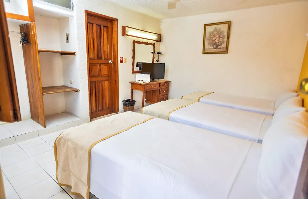 Hotel Santa Lucía-1