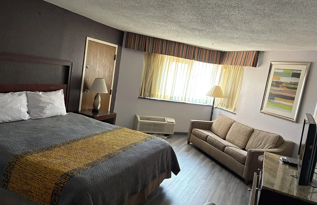 Apm Inn & Suites-1
