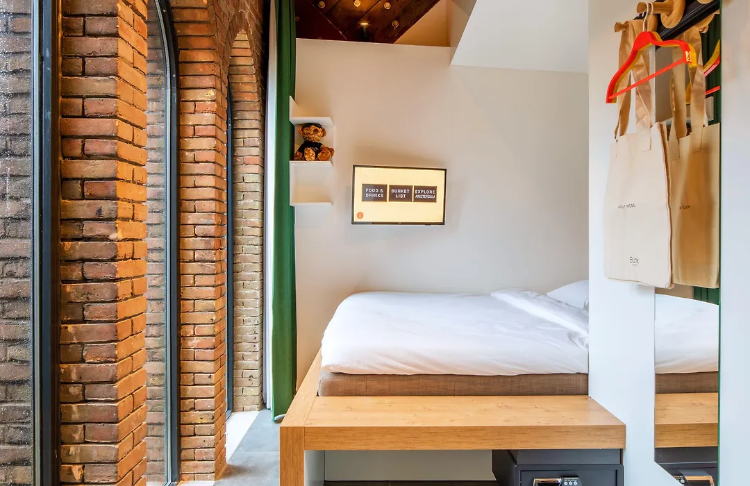 Bunk Hotel Amsterdam-1