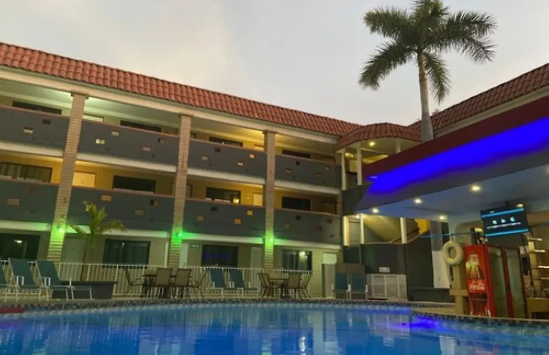 Hotel La Finca-1
