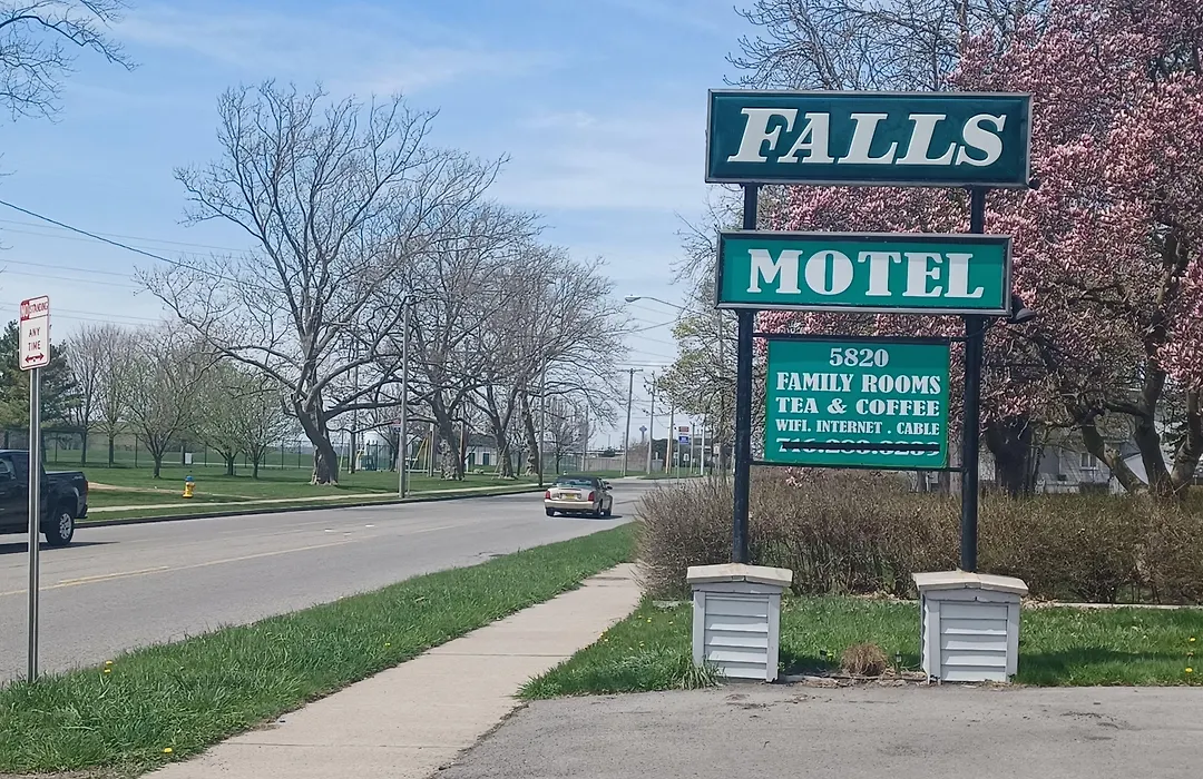 Falls Motel-1