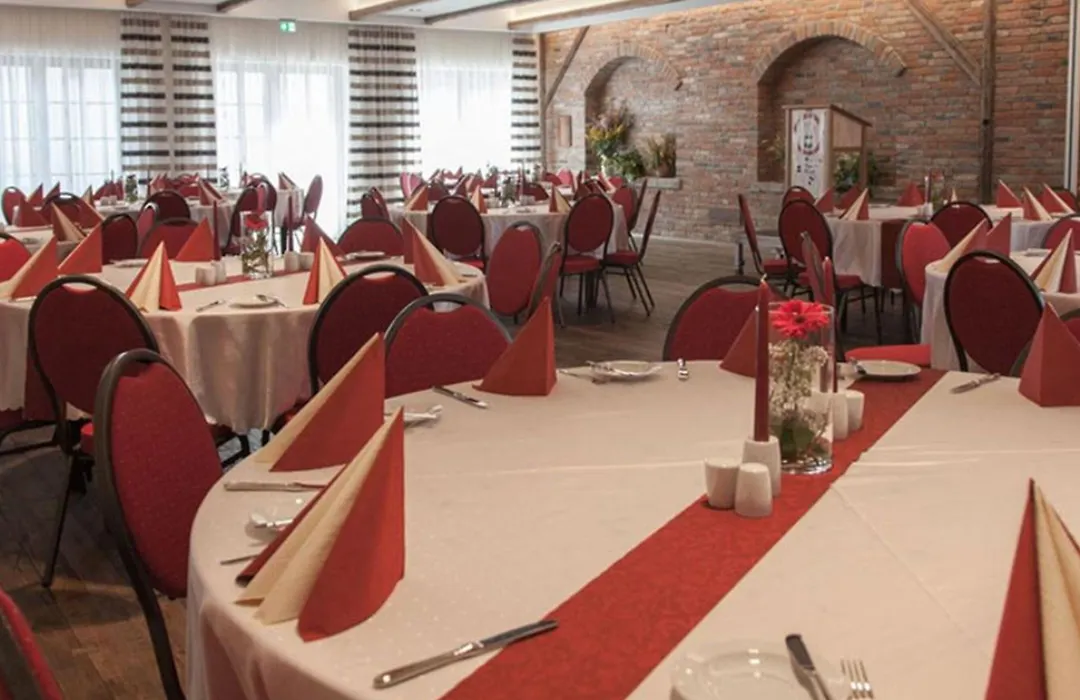 Hotel Straßhof-1