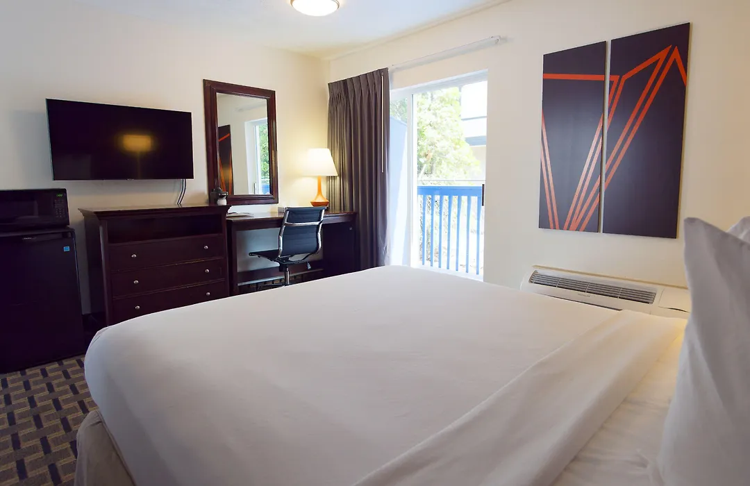 Silverstone Inn North Spokane-1